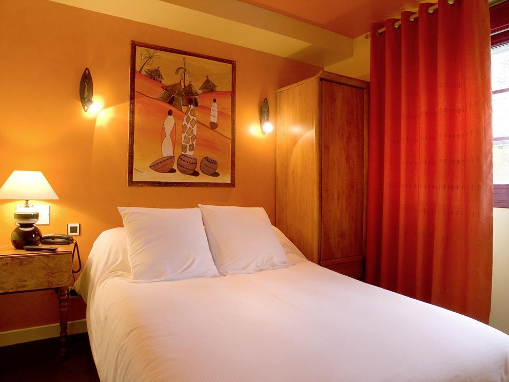 Hotel La Cognette A 25 Kilometres De Chateauroux Et 30 Kilometres De Bourges Issoudun Exteriör bild